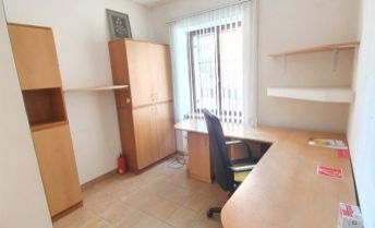 PRENÁJOM PRIESTOROV na Vikárskej ul.v Nitre - 150m2.