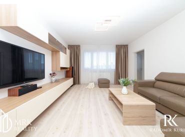 PRENÁJOM - Veľkometrážny 4 izbový rožný byt na ulici Švabinského