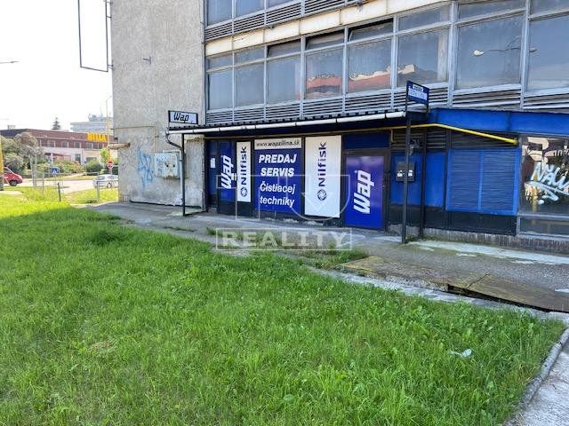 Na predaj podnikateľský priestor v centre mesta Žilina o výmere 74m2 s pozemkom o výmere 588m2(16 parkovacích miest)
