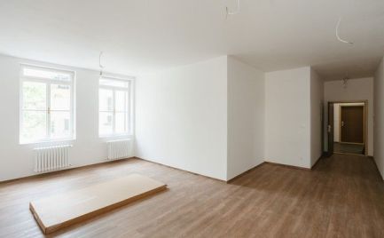 Na predaj nový, klimatizovaný 2i byt s balkónom v Starom meste.