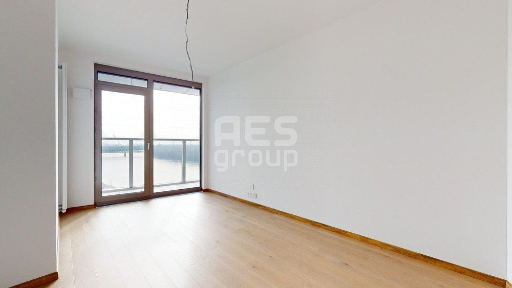 PREDAJ, 4 IZBOVÝ APARTMÁN S 3 TERASAMI, EUROVEA TOWER, BA – STARÉ MESTO