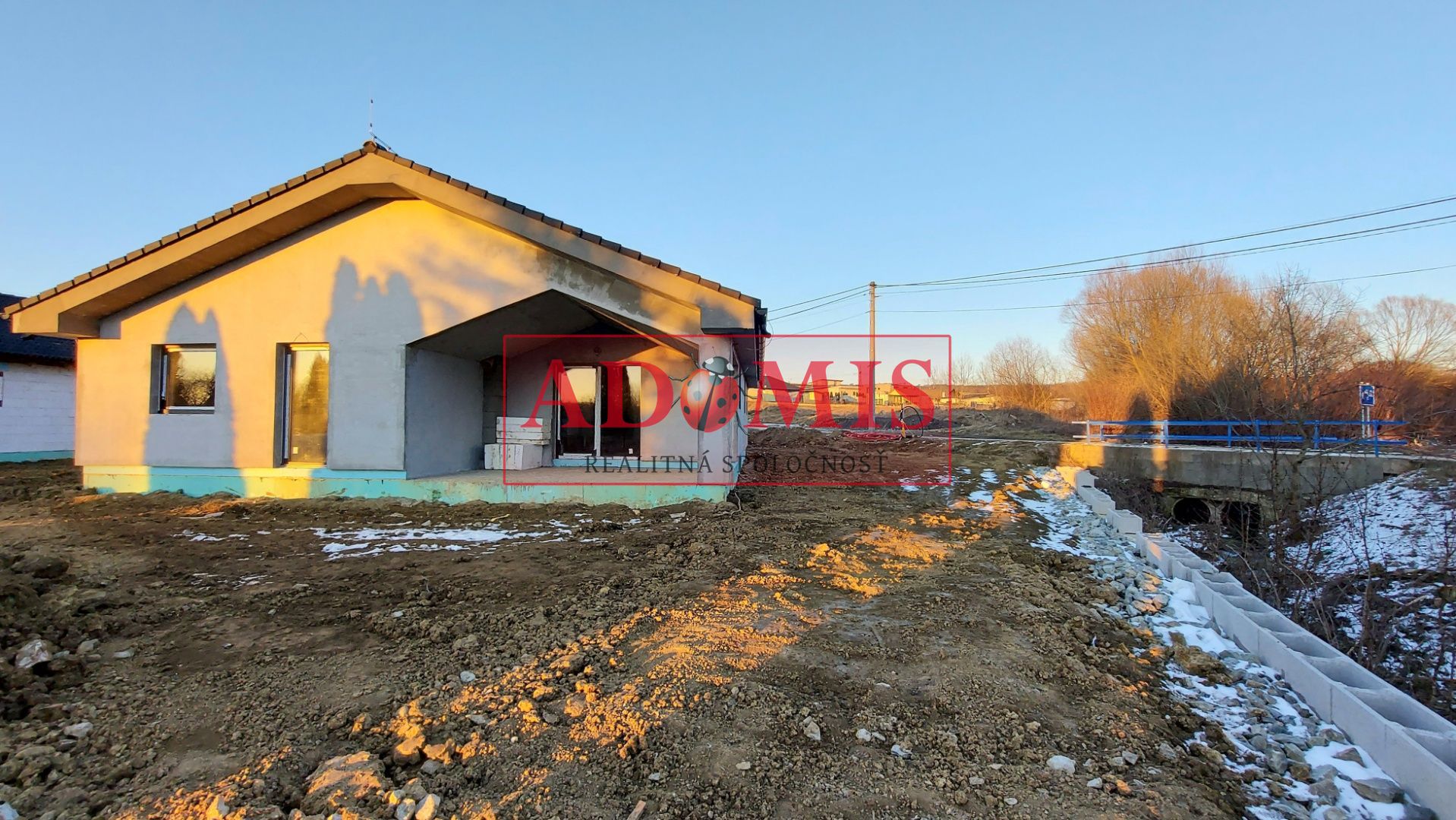 4-izb.novostavba - bungalov, Chrastné, iba 11km z Košíc, asfalt vodovod, tepelné čerpadlo