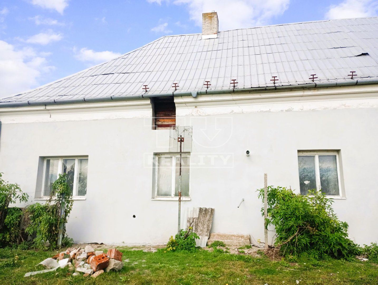 Na predaj 3 izbový rodinný dom s pozemkom v obci Nitrianska Streda - 1455m2