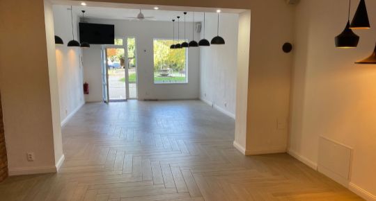Hľadáte krásny priestor pre vaše podnikanie? Vrbové - centrum 135m2