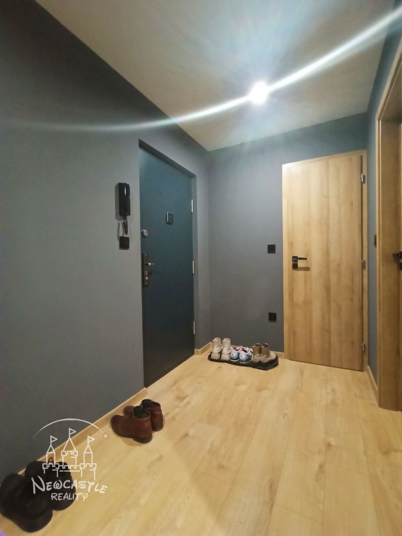 NEWCASTLE⏐PRENÁJOM moderný 2 izbový byt (52m2) v Prievidzi