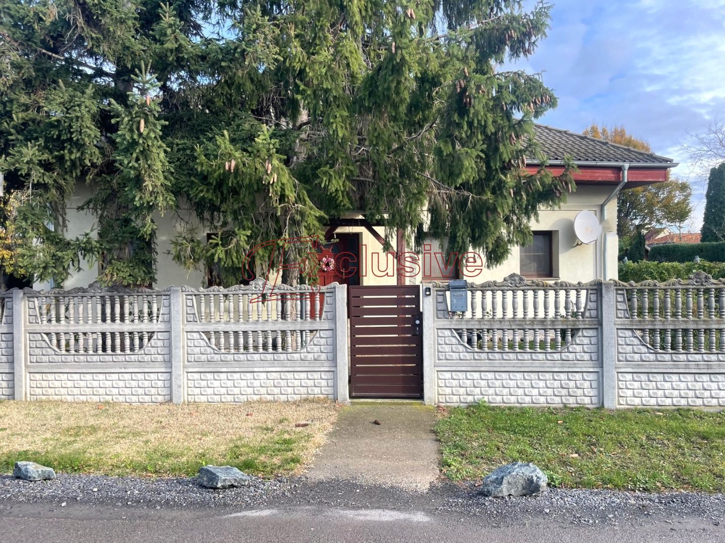 Päťizbový rodinný dom s garážou vo Hviezdoslavove