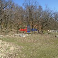 Rekreačný pozemok nad Svätým Jurom, lokalita Nové Hory - 1119 m2,