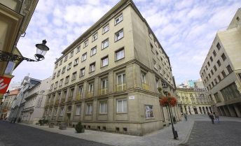 3-izbový rekonštruovaný byt v absolútnom centre BA Nedbalova ulica - Laurinská ulica