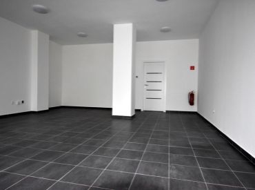 Výhradne Predaj obchodného priestoru Priekopa 46,5m2