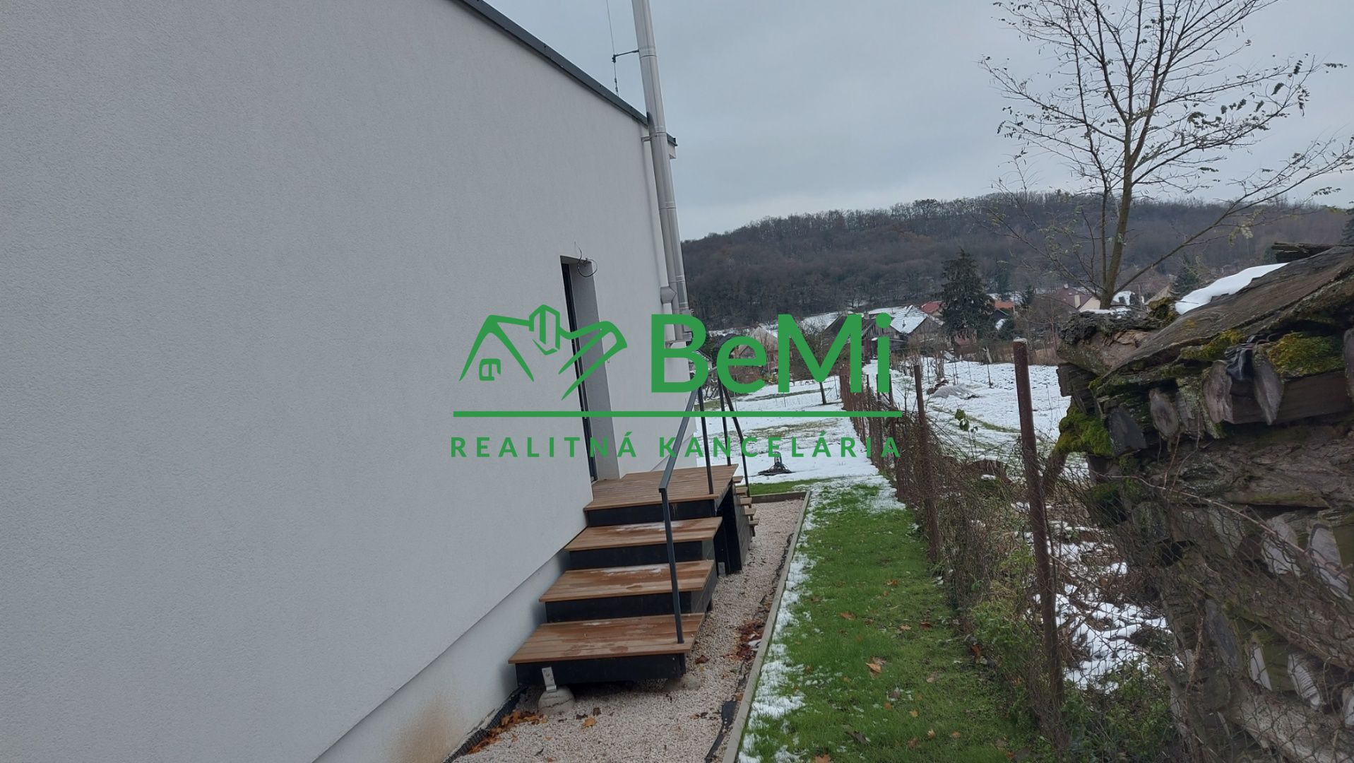 Predaj novostavba - nízkoenergetický rodinný dom, Báb pri Nitre (152-12-ERF)