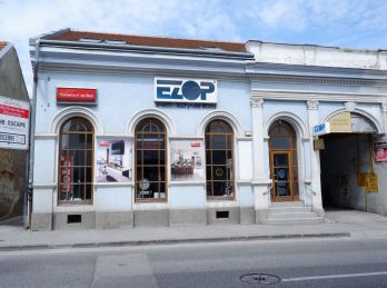 Ponúkame na predaj lukratívnu budovu v Nitre.