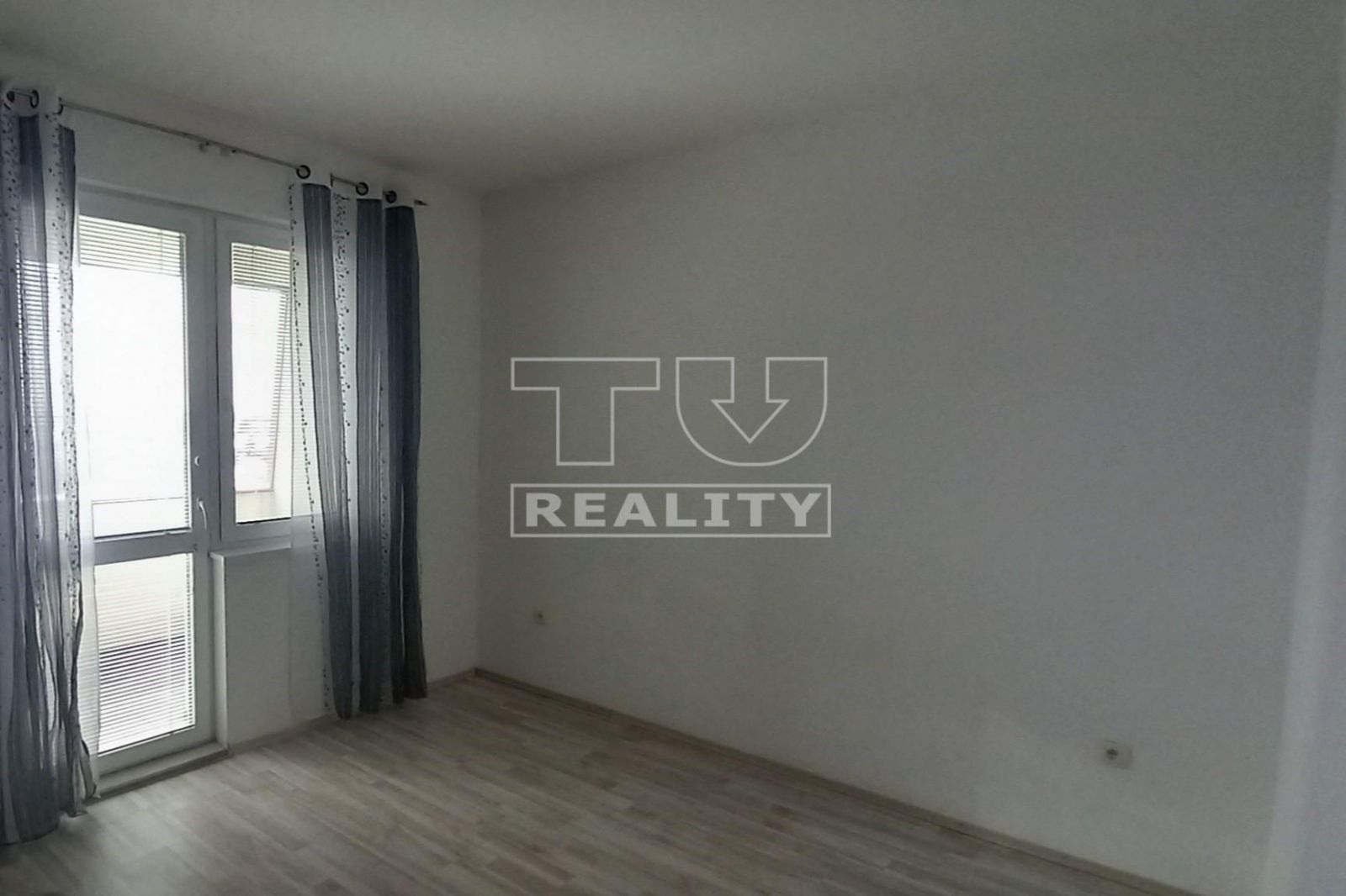 TUreality ponúka na predaj 3 izbový byt, 65m² v Šamoríne
