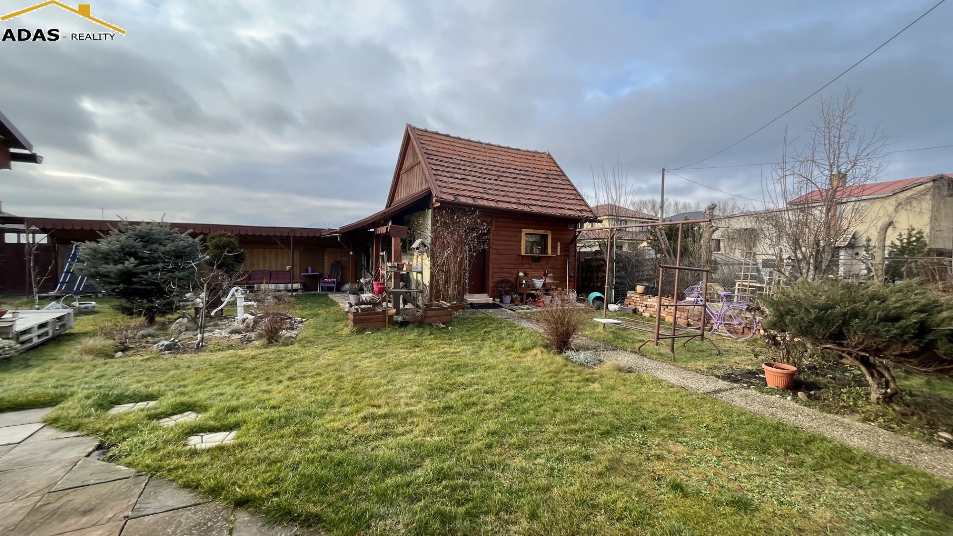 Ponúkame na predaj dvojgeneračný rodinný dom v meste Spišská Bela na ul. SNP.
