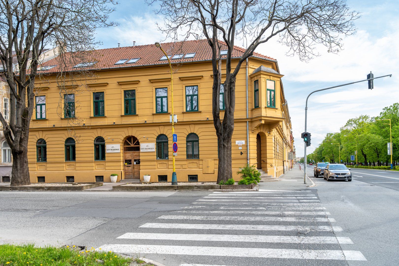 NA PRENÁJOM OBCHODNÉ PRIESTORY | REŠTAURÁCIA | MOYZESOVA - BAČÍKOVA ULICA