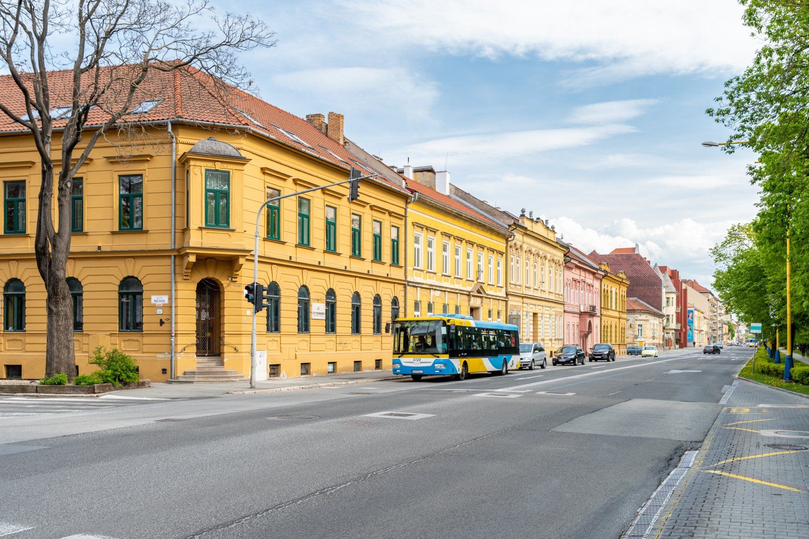 NA PRENÁJOM OBCHODNÉ PRIESTORY | REŠTAURÁCIA | MOYZESOVA - BAČÍKOVA ULICA