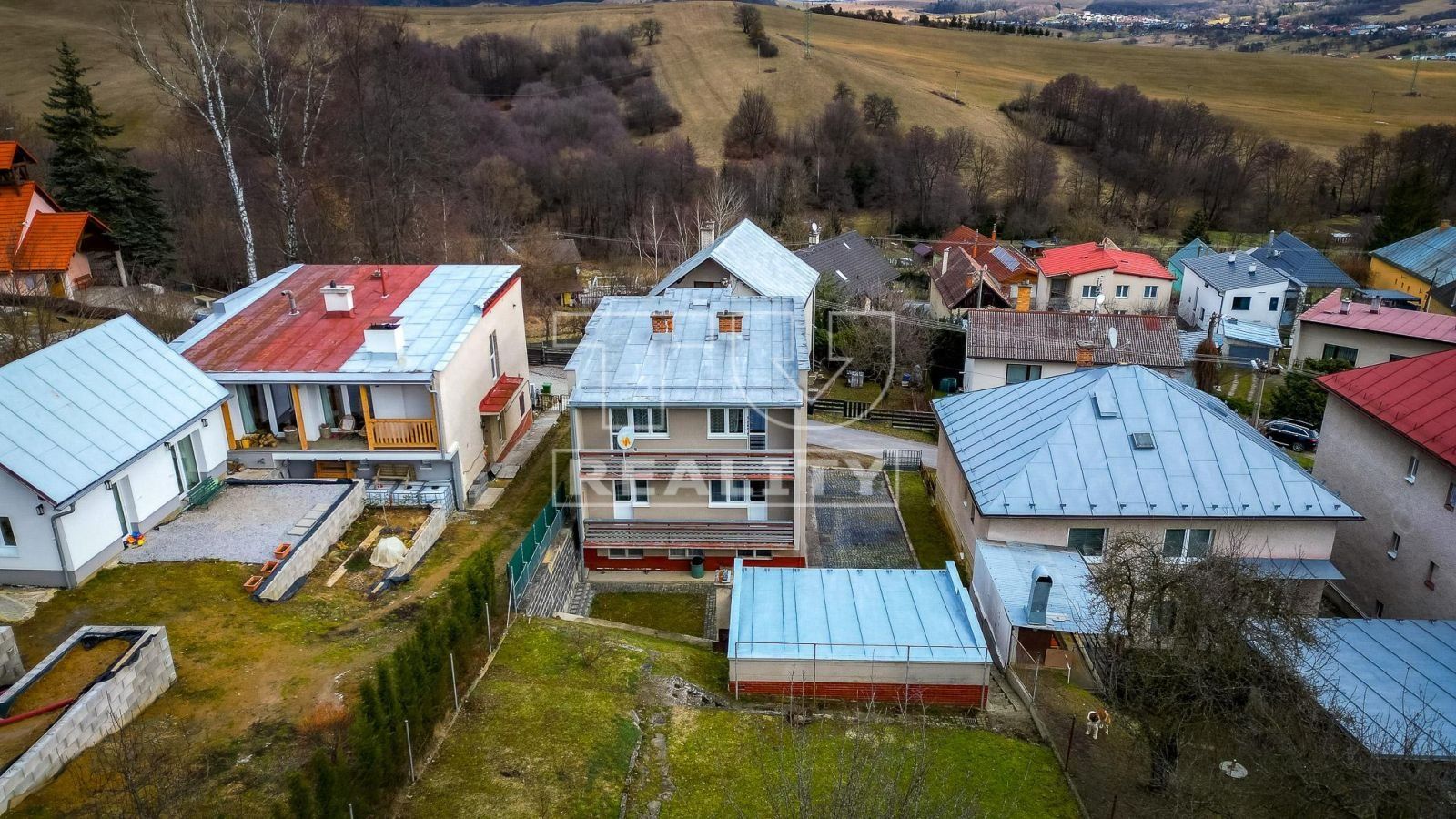 Predaj rodinného domu v blízkosti Banskej Bystrici v obci Nemce, pozemok 1253 m2