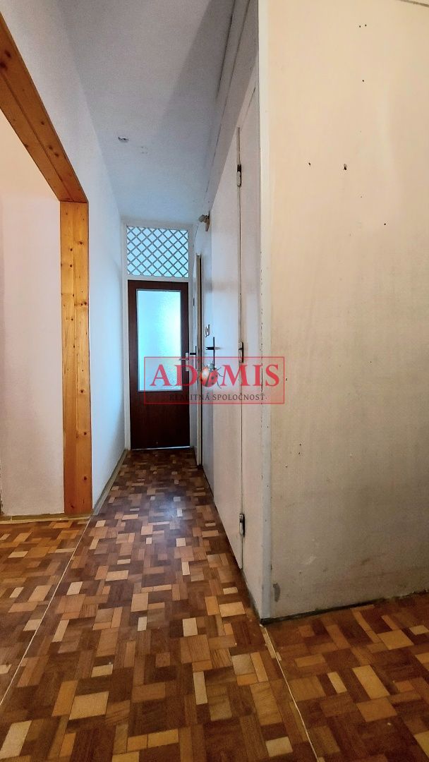 ADOMIS - predám 2-izb priestranný byt 55m2,loggia,Bukureštská ulica, sídlisko Ťahanovce, Košice