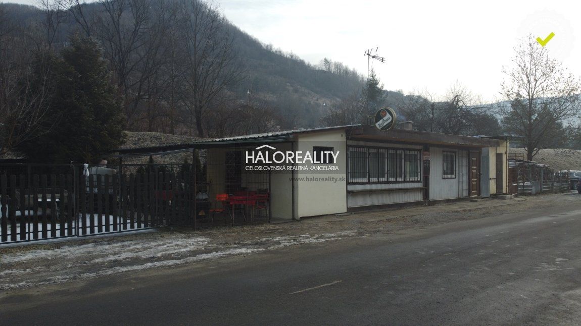 HALO reality - Predaj, pozemok   551 m2 Tisovec, a prevádzka Bufet - EXKLUZÍVNE HALO REALITY