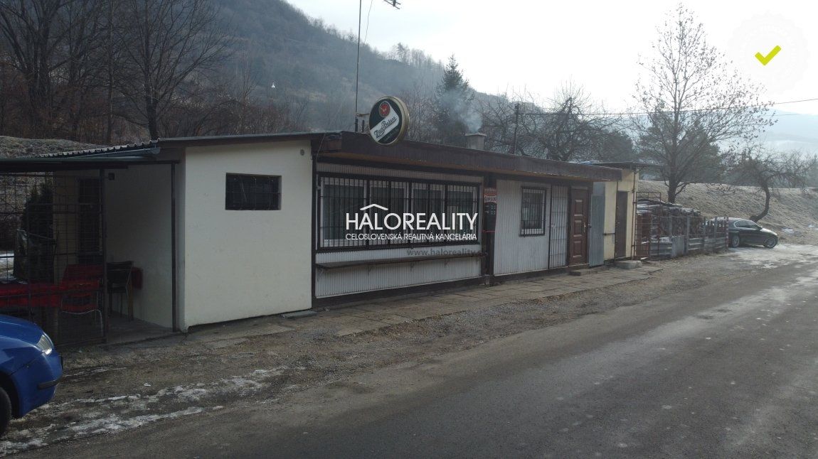 HALO reality - Predaj, pozemok   551 m2 Tisovec, a prevádzka Bufet - EXKLUZÍVNE HALO REALITY