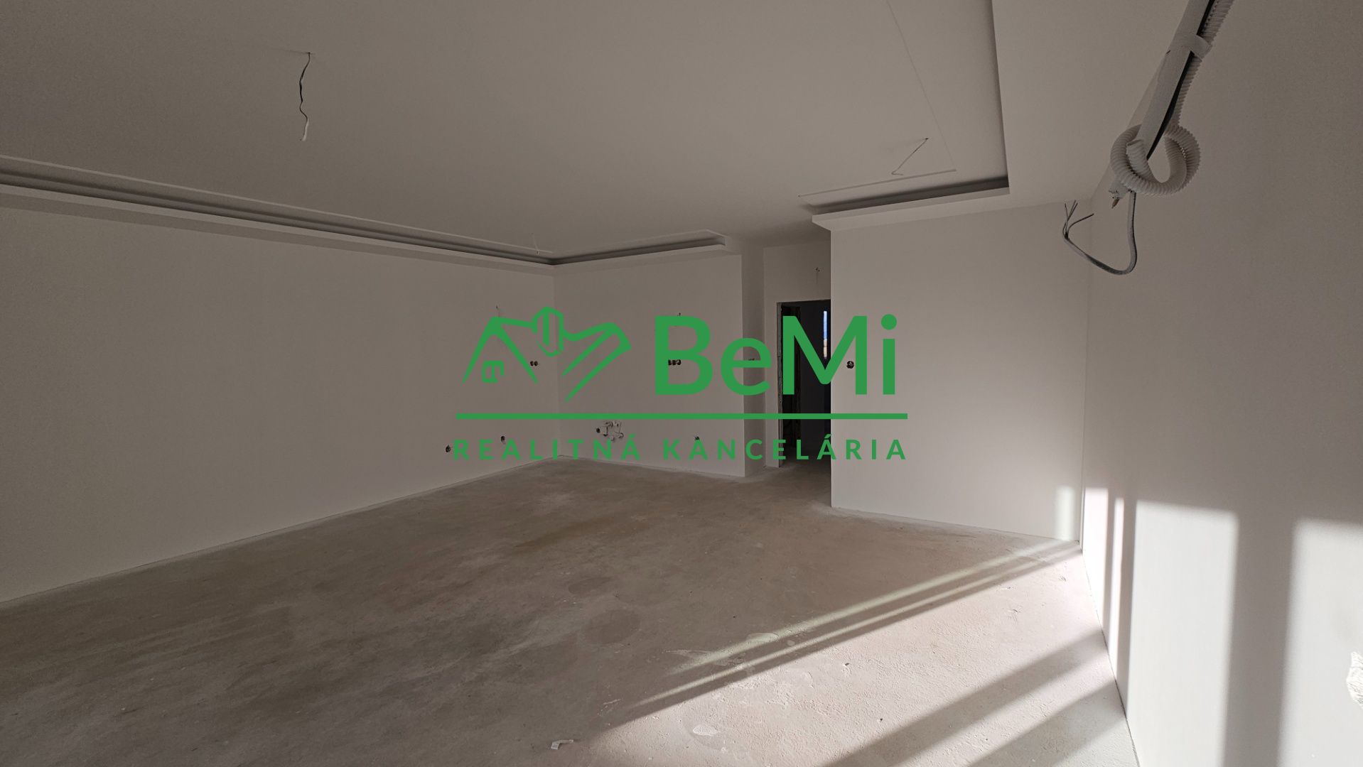 Nitra-Lužianky- 3-izbový byt (80m2) ID 011-113-SASO