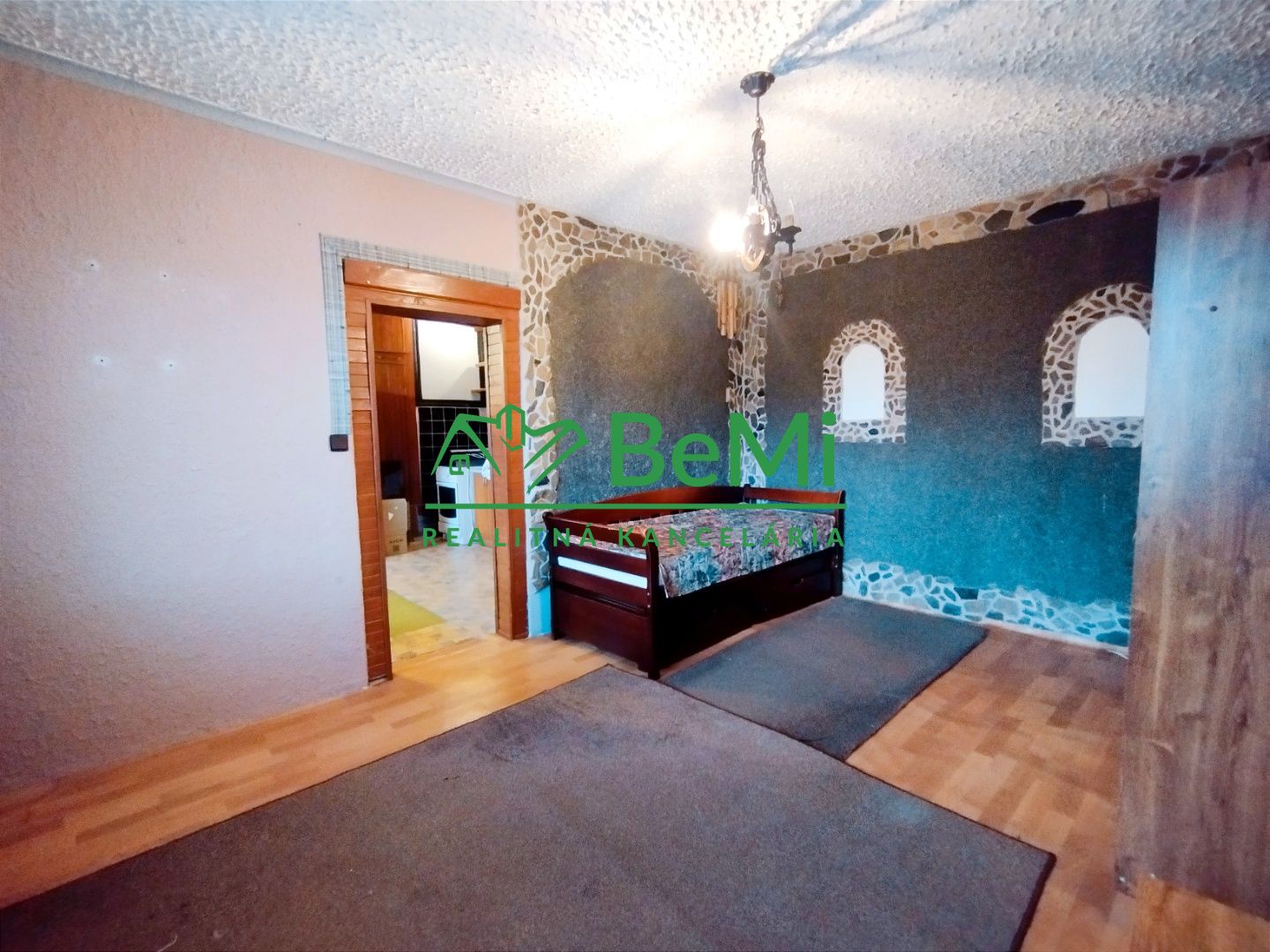 1 -izbový byt v Lučenci na predaj