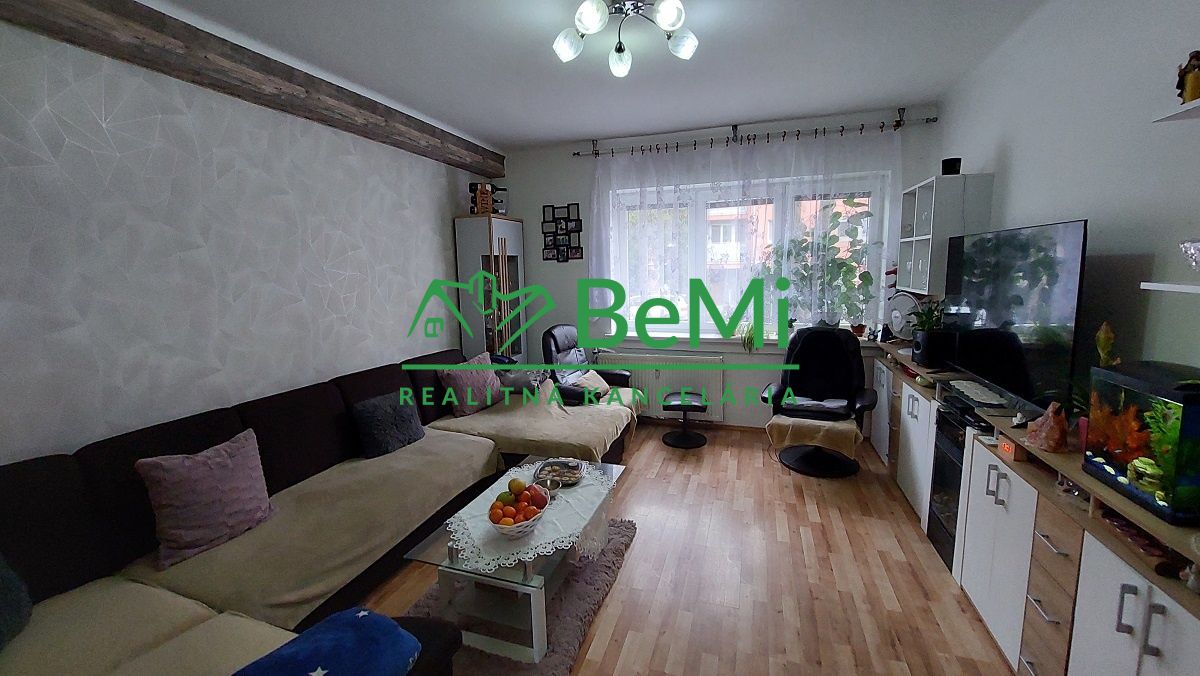 Na predaj 3 izbový byt v meste Bošany  ID 165-113-LUGU