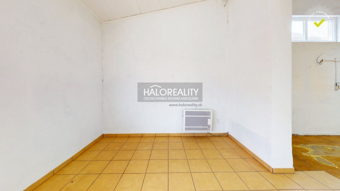 HALO reality - Predaj, obchodný priestor Moča, viacúčelová budova, len 500 m od Dunaja - EXKLUZÍVNE HALO REALITY