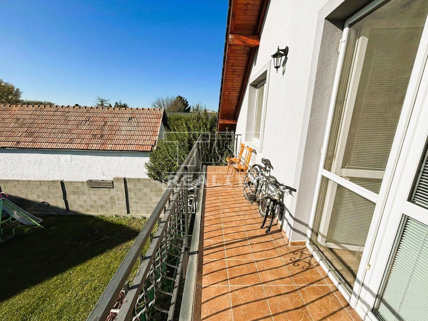 TUreality ponúka na predaj 2 - izbový byt -  62 m² s balkónom - 7 m² v Šamoríne, časť Mliečno.