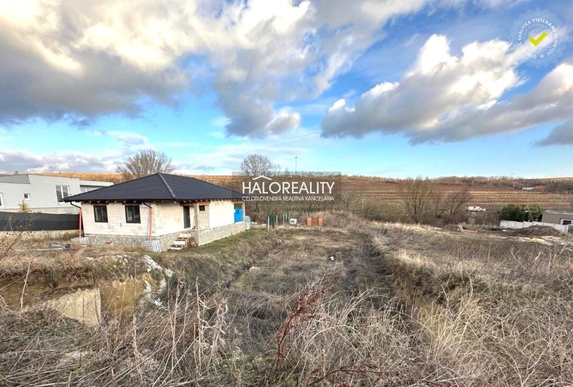 HALO reality - Predaj, pozemok pre rodinný dom   1600 m2 Bojničky