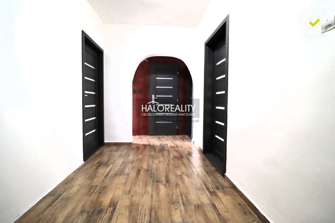 HALO reality - Predaj, trojizbový byt Nové Zámky, Juh, s loggiou