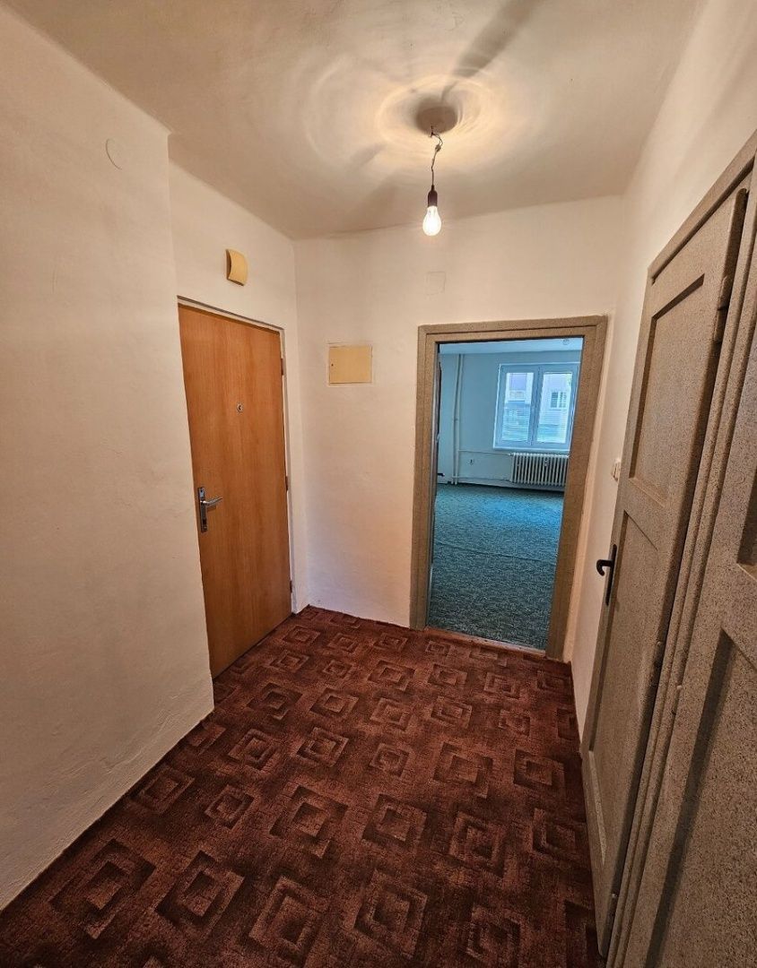JKV REAL / Predaj 3 - izbového bytu vhodného na rekonštrukciu v Petržalke