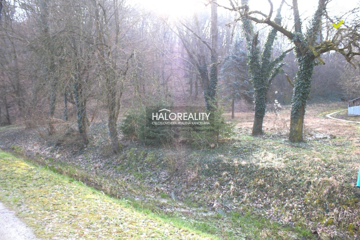 HALO reality - Predaj, pozemok pre rodinný dom   468 m2 Jalšové - EXKLUZÍVNE HALO REALITY