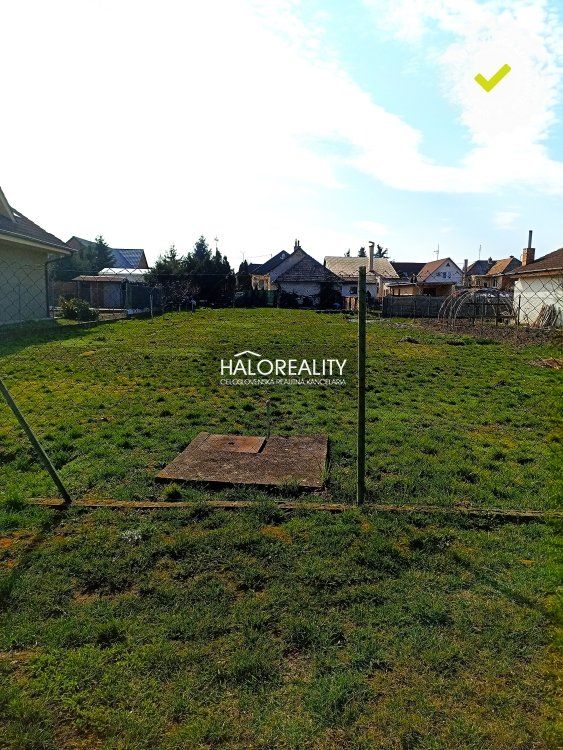 HALO reality - Predaj, pozemok pre rodinný dom   972 m2 Šelpice