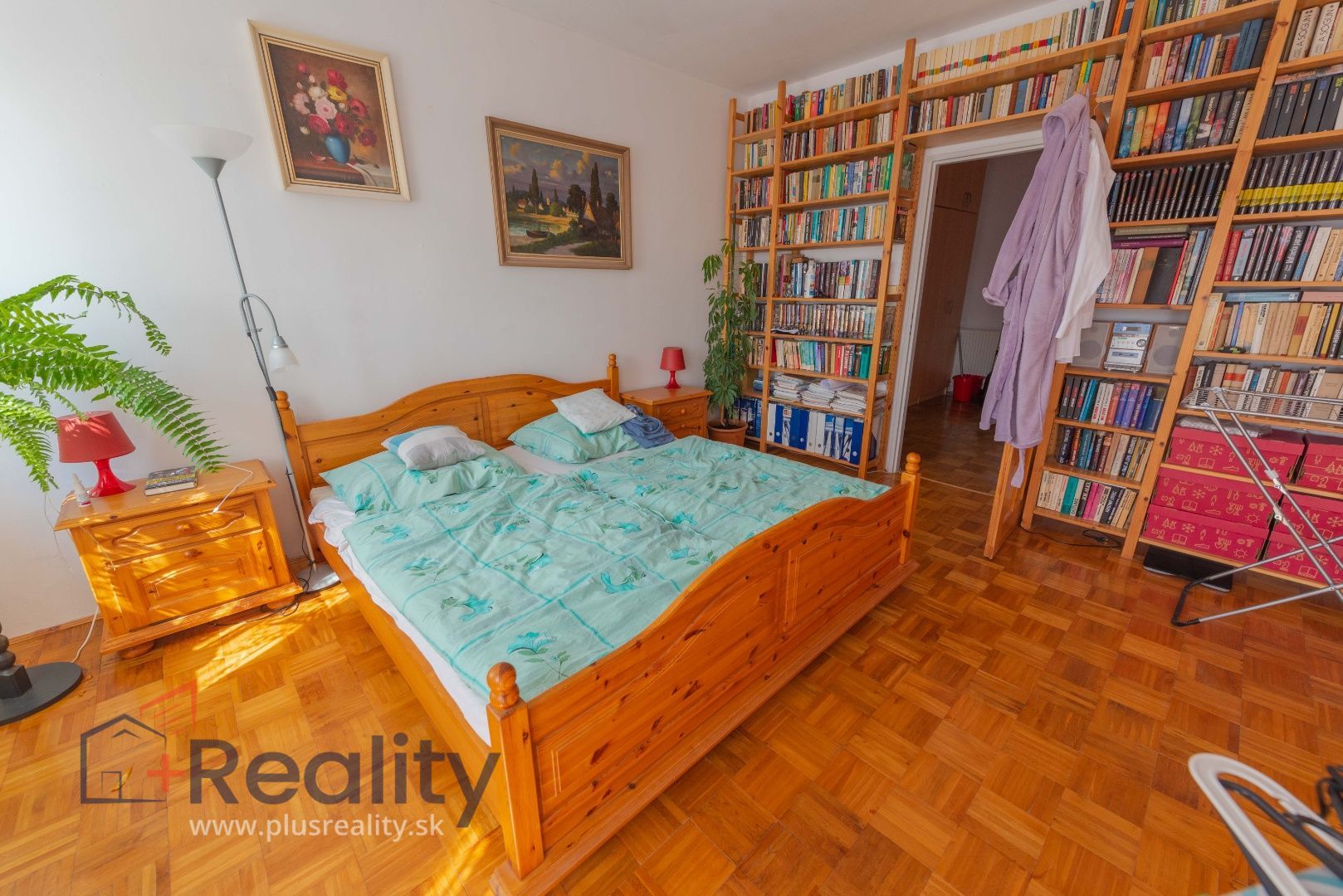 Galéria: PLUS REALITY | REZERVOVANÉ  | 5-izbový dom v najobľúbenejšej časti mesta Dunajská Streda na predaj! 