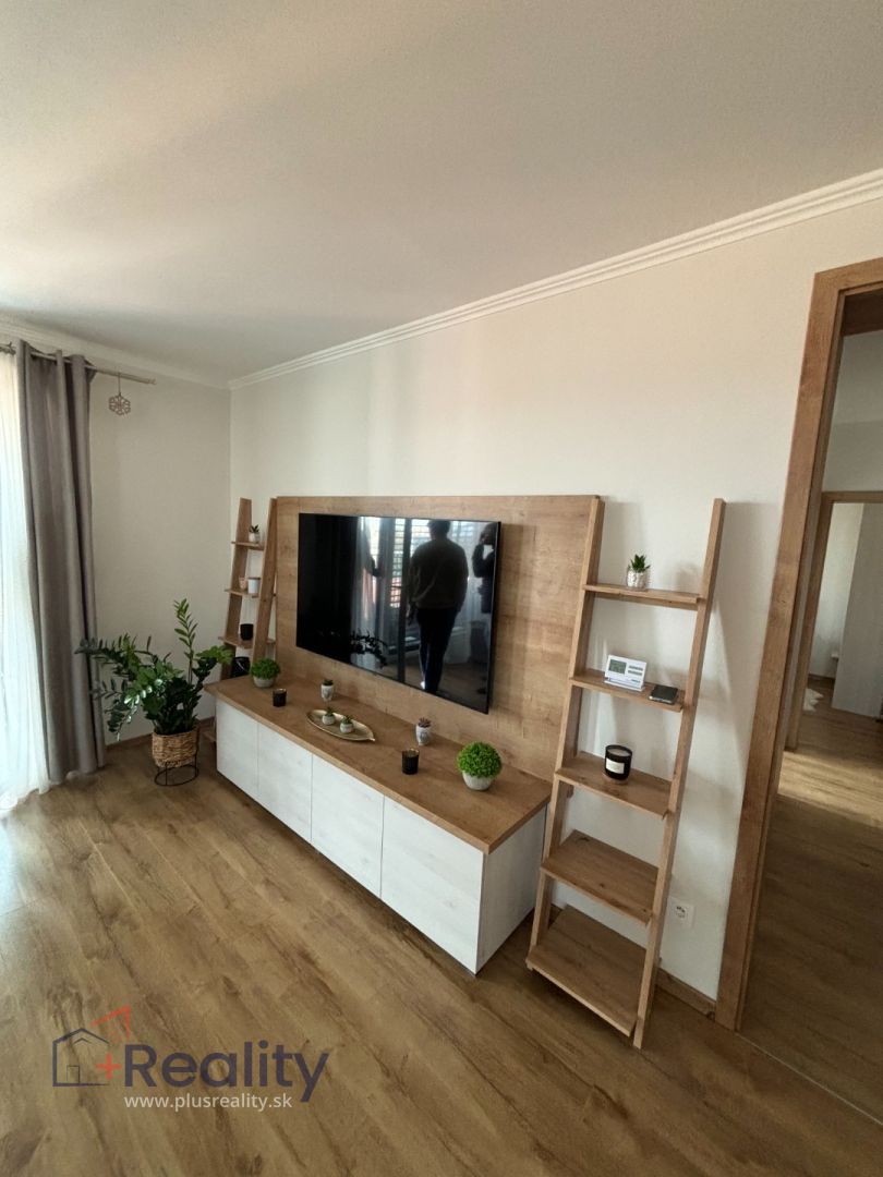 Galéria: PLUS REALITY I Krásny 3 izbový byt s 2 balkónmi v meste Dunajská Streda na prenájom! 