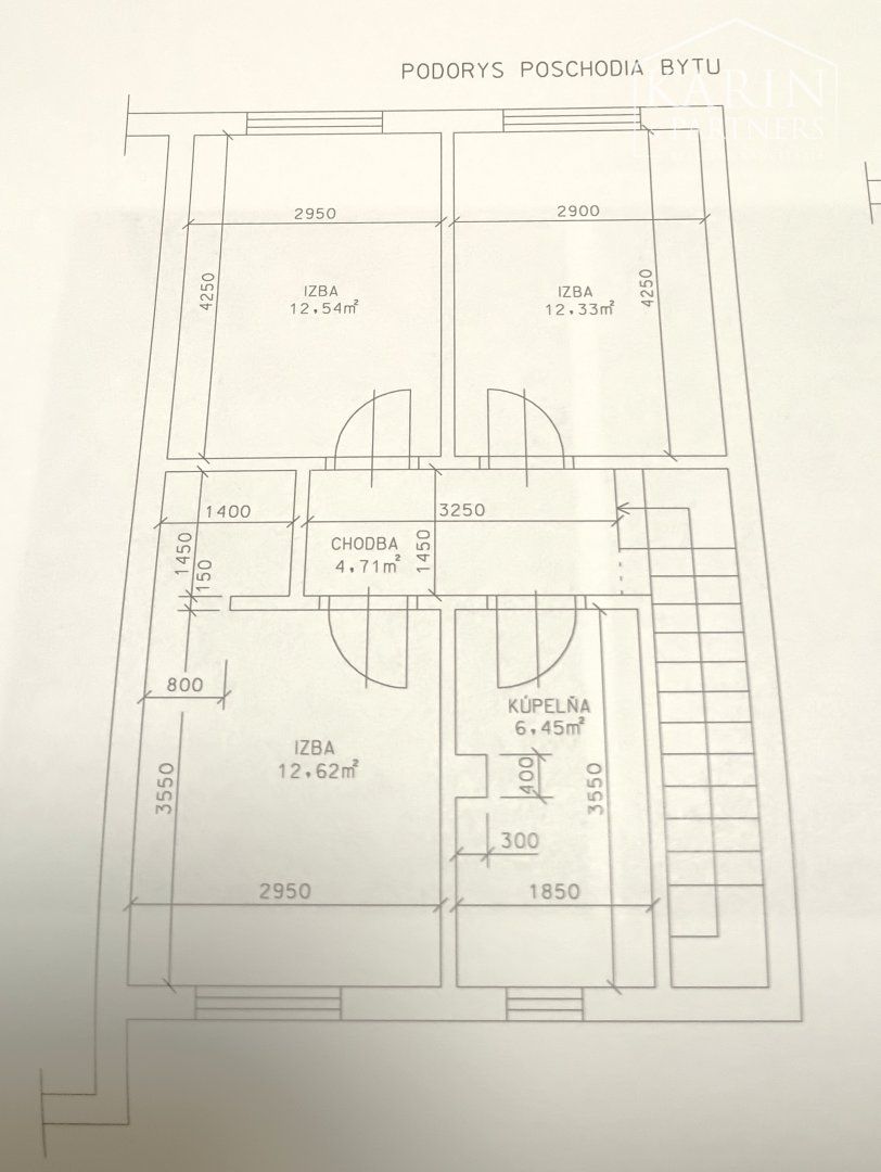 4 izbový RD 100m2 so záhradou 144m2, 2x parking, solárne panely, pokojná časť Rovinky