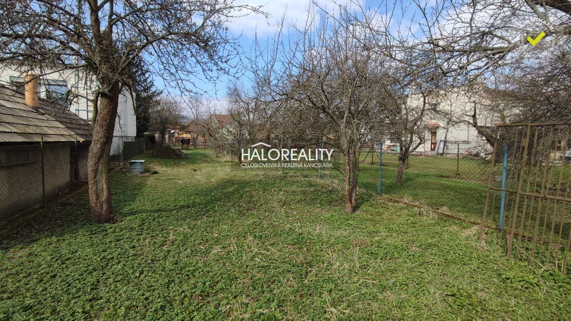 HALO reality - REZERVOVANÉ - Predaj, rodinný dom Poluvsie - EXKLUZÍVNE HALO REALITY