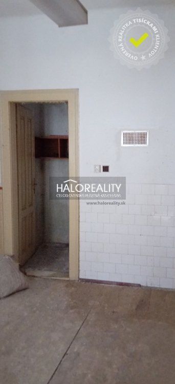 HALO reality - Predaj, rodinný dom Tisovec, priestor na bývanie či podnikanie - EXKLUZÍVNE HALO REALITY