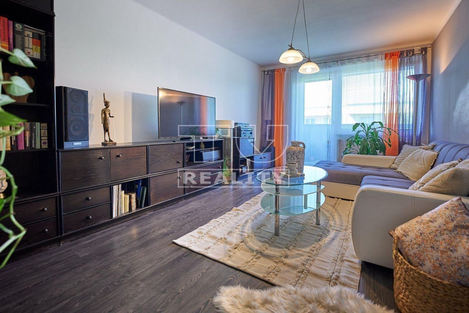 TUreality ponúka na predaj veľký 2i byt - Bratislava-Ružinov - 68 m²