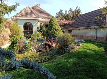 Nádherný rodinný dom vo vyhľadávanej lokalite v Seredi s novou cenou.