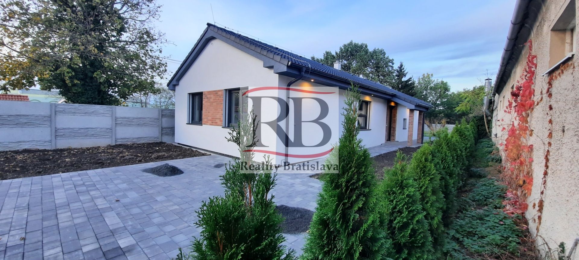 Rodinný dom-Predaj-Čierny Brod-229500.00 €