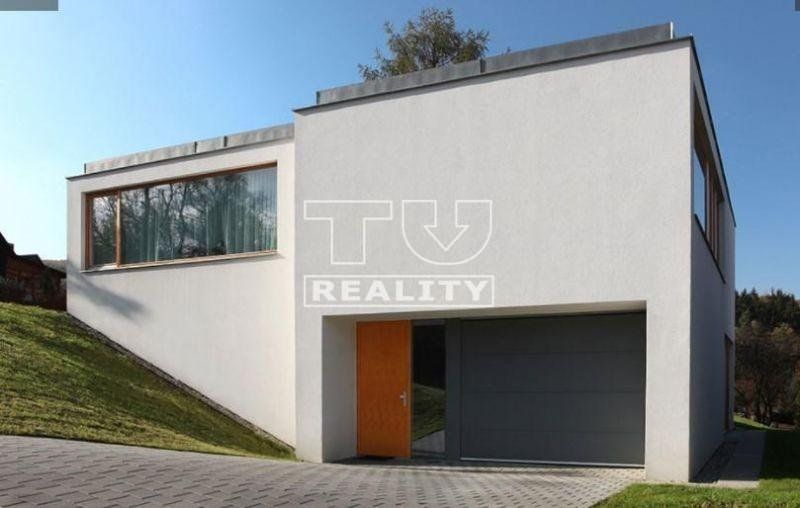 TUreality ponúka na predaj pozemok o výmere 890 m² 10 min od Zvolena