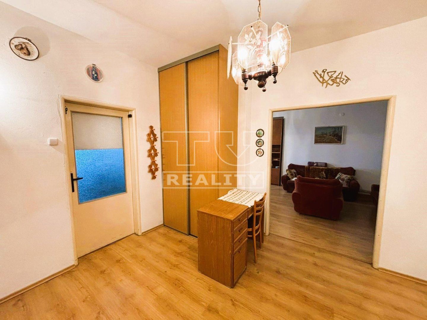 TUreality ponúka na predaj veľkometrážny 4 izbový byt v Dunajskej Lužnej, 2x Loggia, Garáž