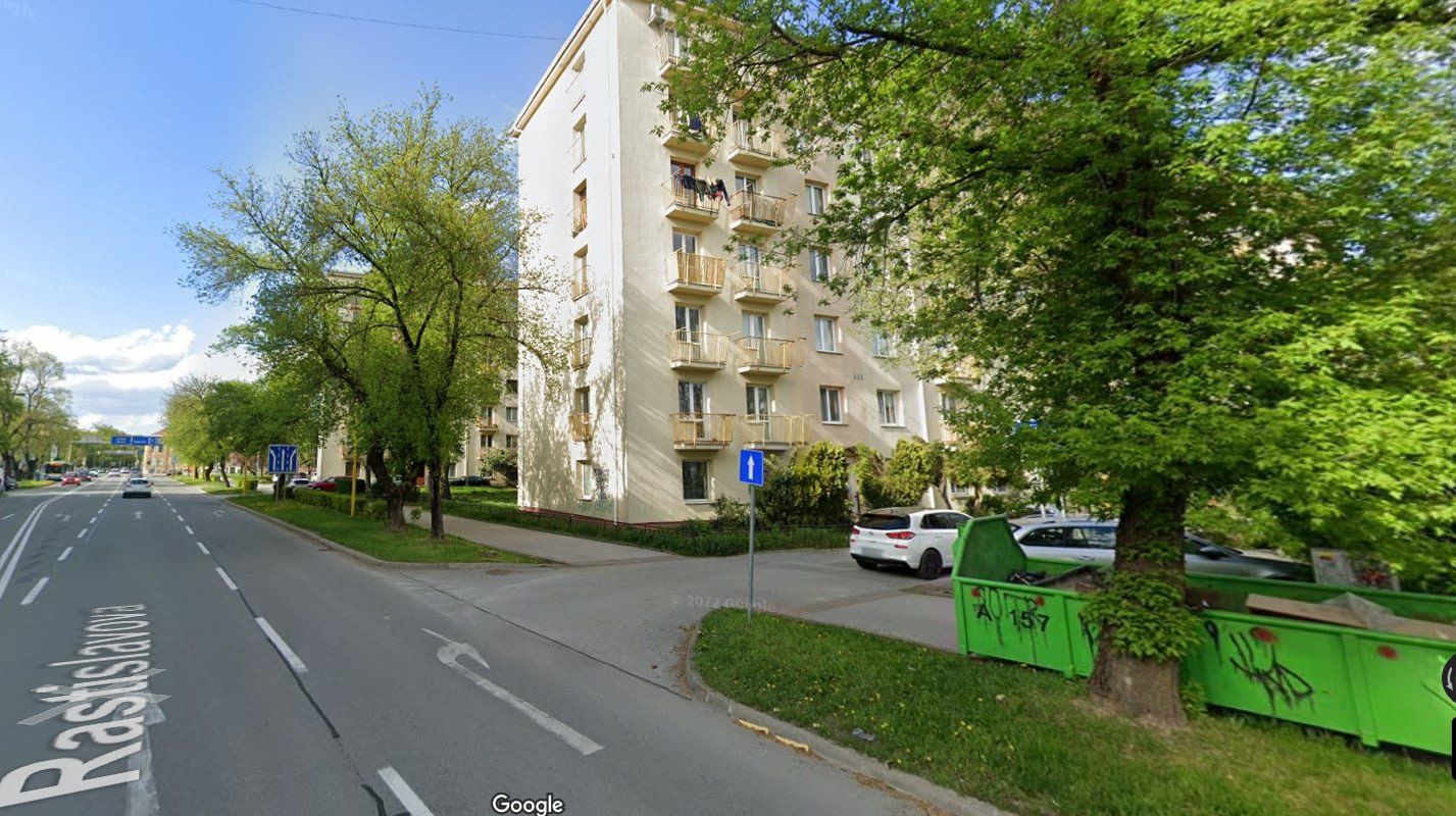 Ponúkam na predaj 2,5 izbový byt Rastislavová ul. Košice