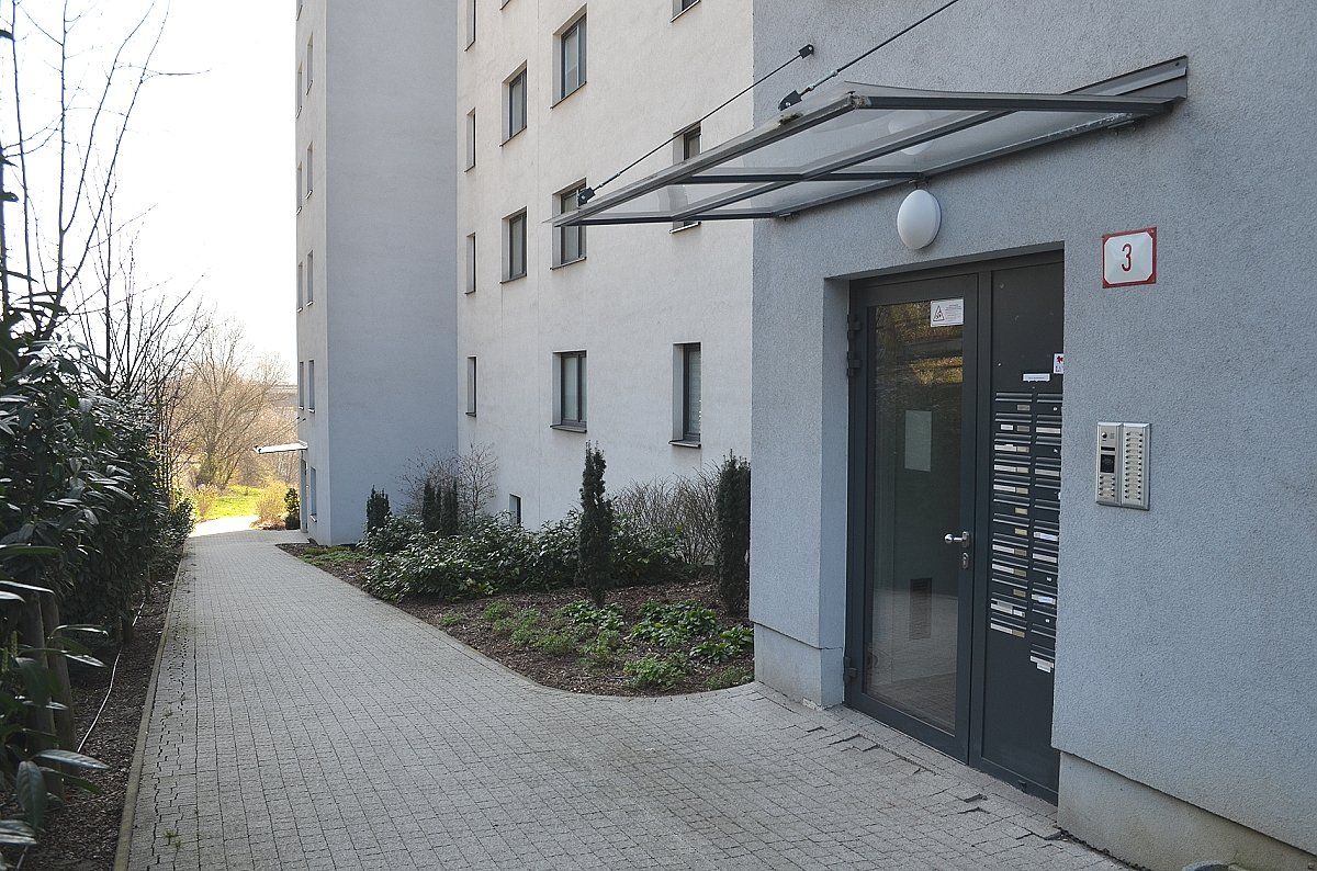 3-izb. byt v nádhernom prostredí s terasou 97,35 m2 + parkovanie v garáži 12,5 m2, Kláry Jarunkovej 3 Banská Bystrica