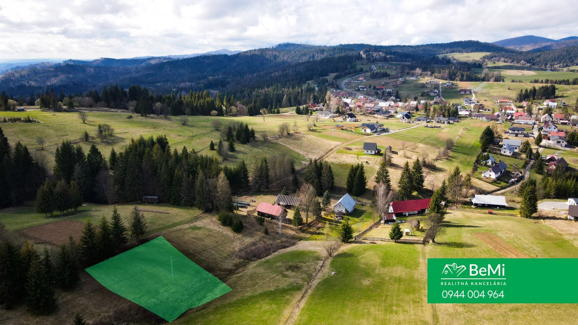 Rekreačný pozemok na predaj Oravská Lesná 1067m2