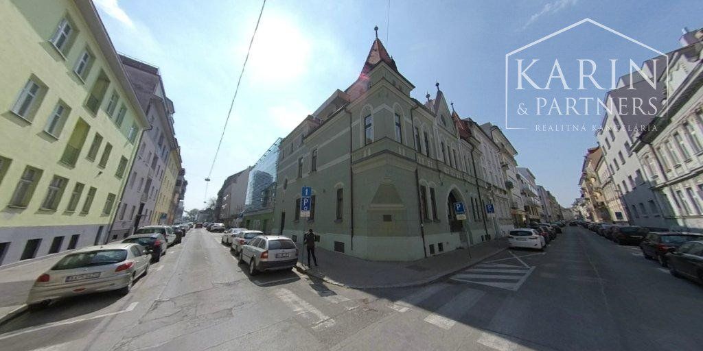 Hľadáme pre konkrétneho klienta byt v Starom Meste okolo ul. Dunajská