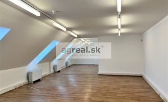 Zrekonštruovaný kancelársky priestor na pešej zóne 145 m2 - Panská ulica, klimatizácia