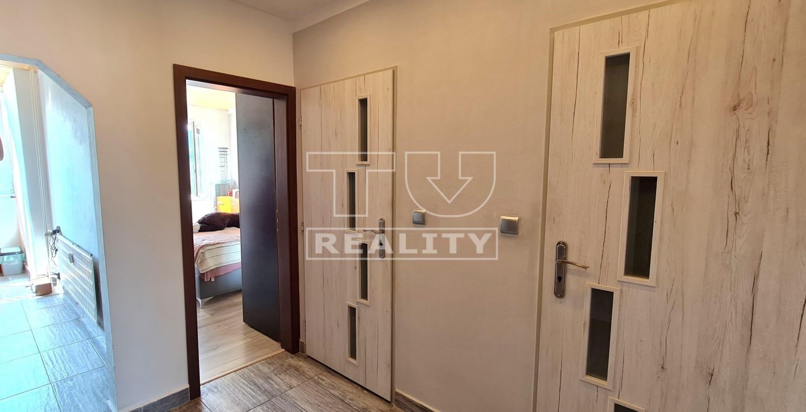 TUreality ponúka na predaj 2 izbový byt 50m2 v meste Banská Štiavnica