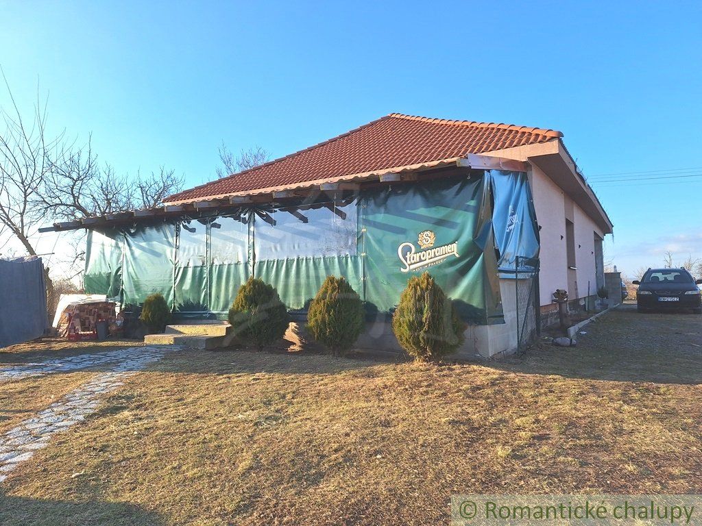 Novostavba rodinného domu na okraji podunajskej dedinky Moča